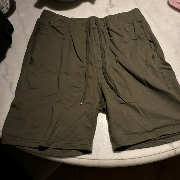 Eddie Bauer Sweatshort Bundle - Picture 4 of 7